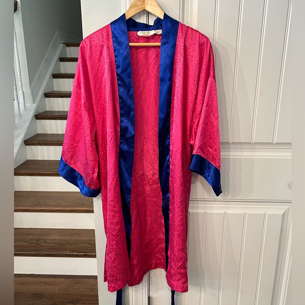 Victoria’s Secret Pink Polyester Kimono Robe with Blue Trim One Size